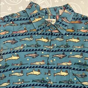 Colorful Vintage Whale 🐳 Pattern Shirt